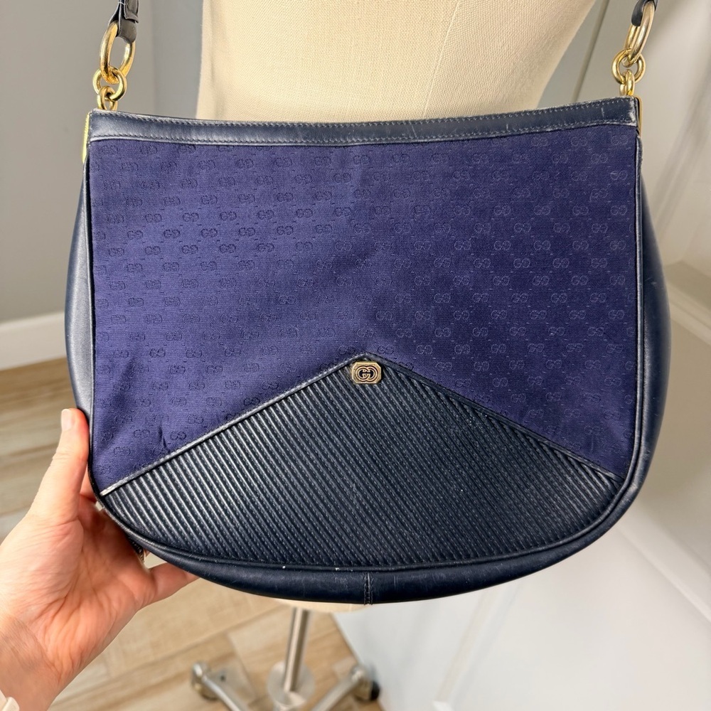 Vintage Gucci Navy Shoulder Bag Crossbody Bag Blue GG Monogram Canvas - Picture 3 of 15